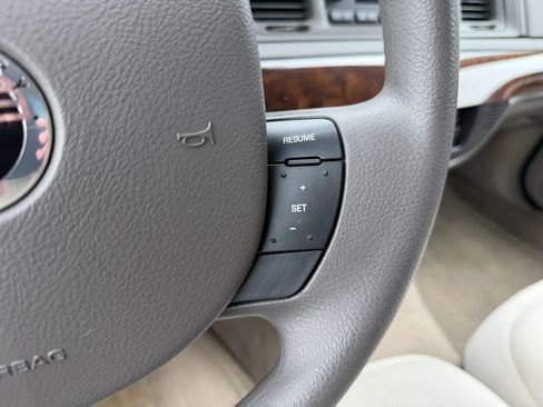 Used 2008 Mercury Grand Marquis GS RWD image 32
