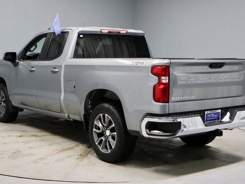 Used 2023 Chevrolet Silverado 1500 LT image 10