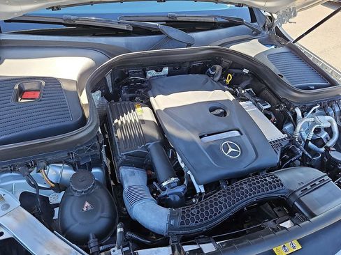 Used 2019 Mercedes-Benz GLC 300 4MATIC Coupe image 10