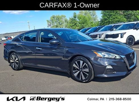 Used 2022 Nissan Altima 2.5 SV FWD image 3