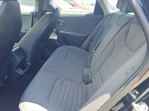 Used 2025 Kia K4 EX FWD image 19