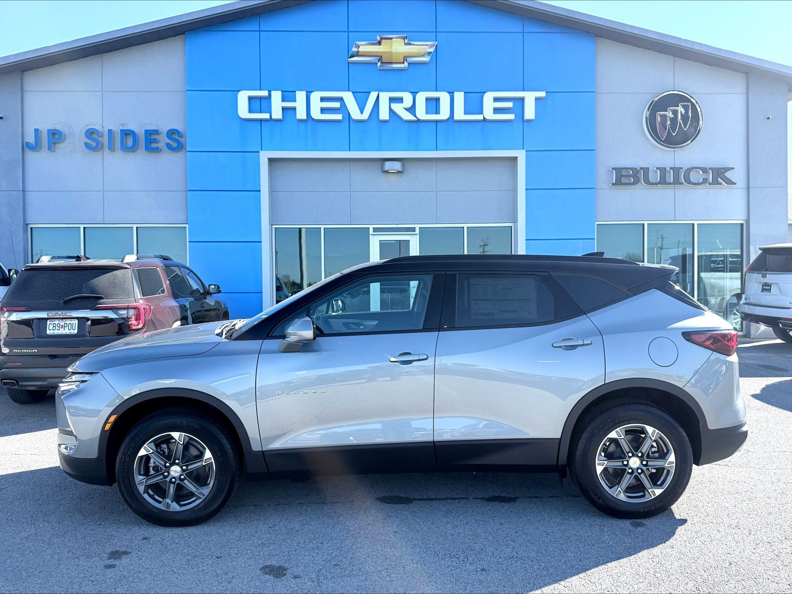 New 2026 Chevrolet Blazer LT w/ Convenience Package FWD image 4