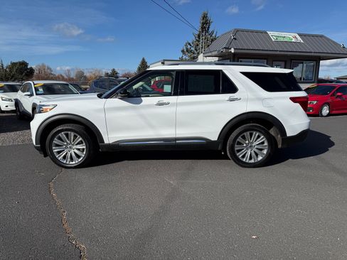 Used 2022 Ford Explorer Limited w/ Hybrid Equipment Group 310A image 2