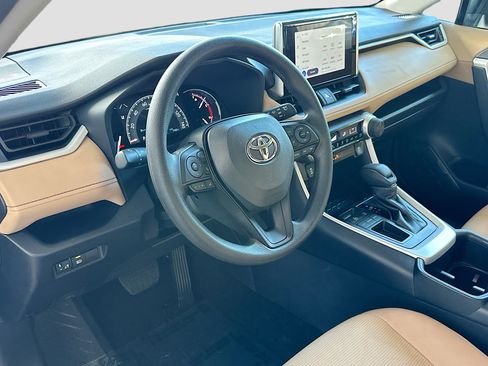 Used 2025 Toyota RAV4 LE image 9