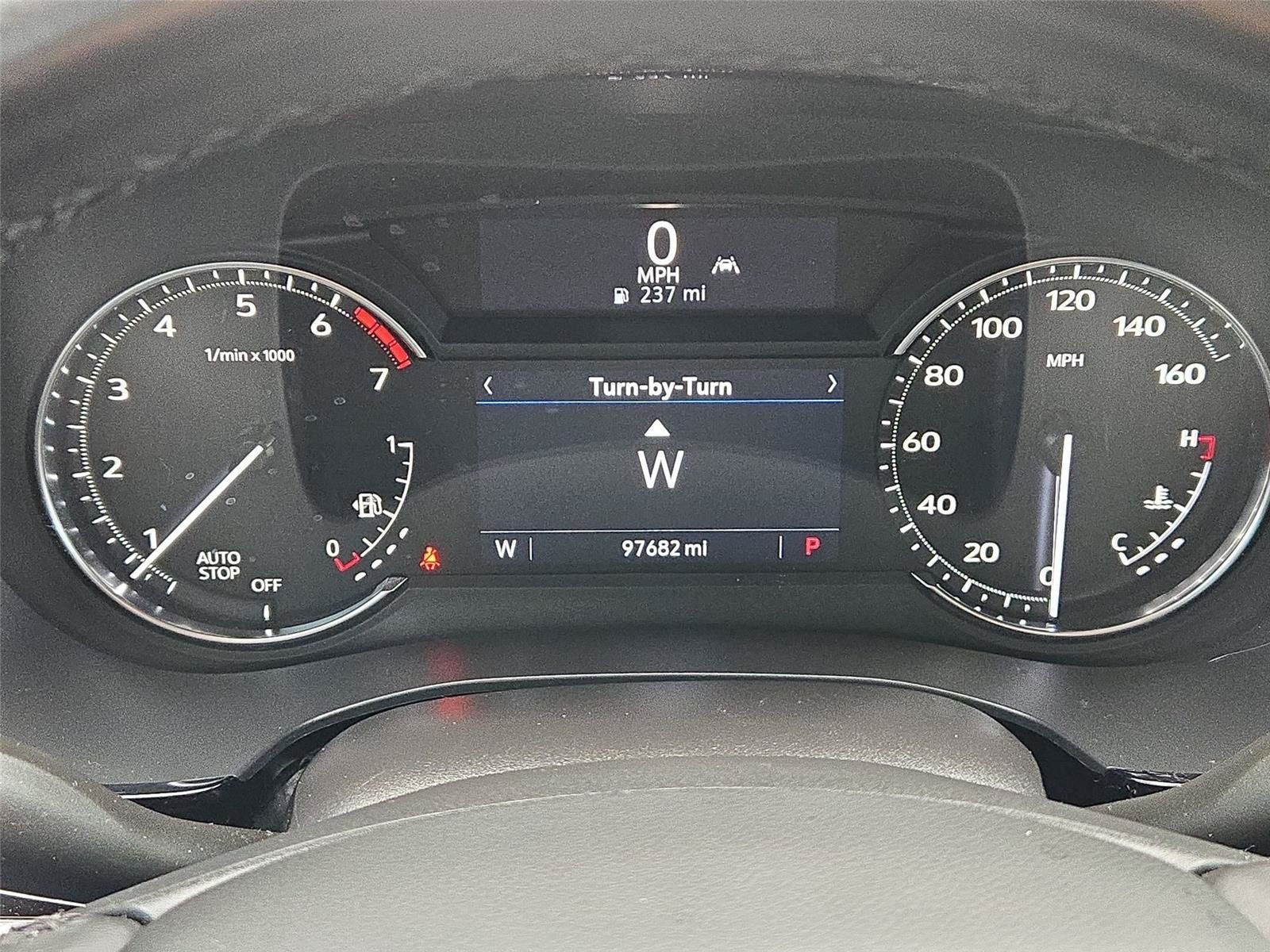 Used 2023 Cadillac XT6 Luxury FWD image 16