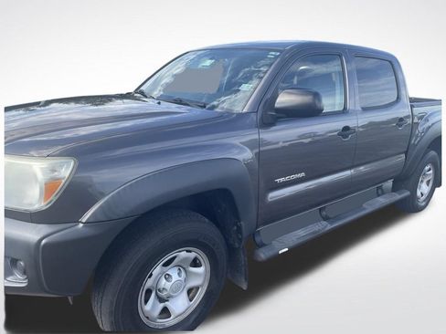 Used 2015 Toyota Tacoma PreRunner w/ Convenience Package RWD image 6