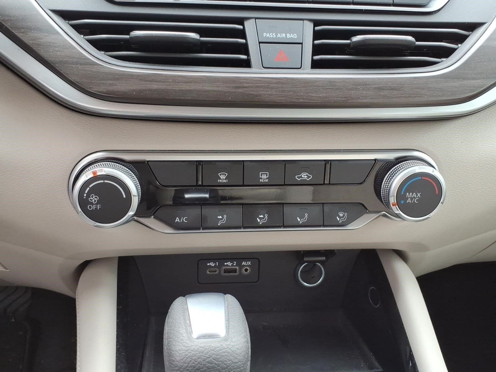 Used 2023 Nissan Altima 2.5 SV AWD/4WD image 16