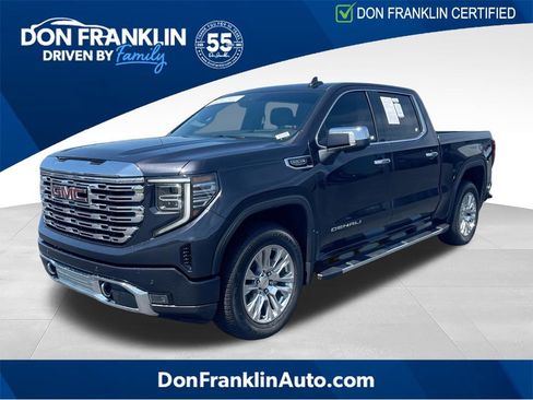 Used 2024 GMC Sierra 1500 Denali w/ Technology Package AWD/4WD image 1
