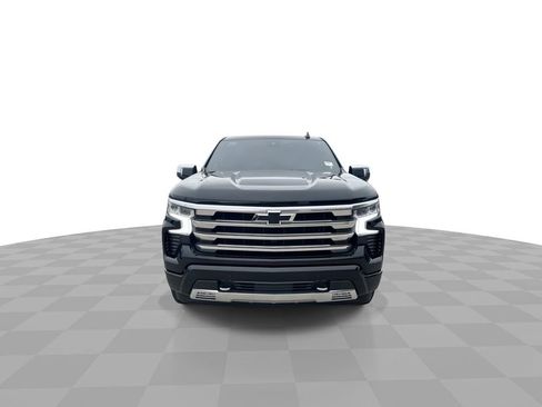 Used 2024 Chevrolet Silverado 1500 High Country w/ Technology Package image 4