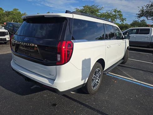 Certified 2025 Ford Expedition Max Active AWD/4WD image 4