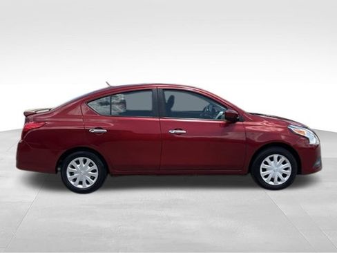 Used 2019 Nissan Versa SV FWD image 8