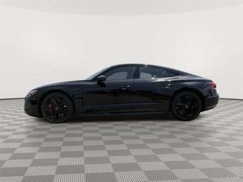 Used 2023 Audi RS e-tron GT AWD/4WD image 2