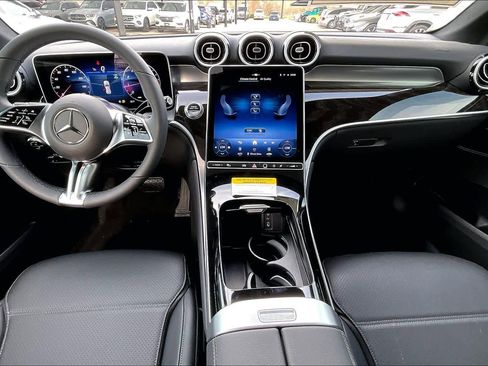 New 2026 Mercedes-Benz GLC 300 image 8