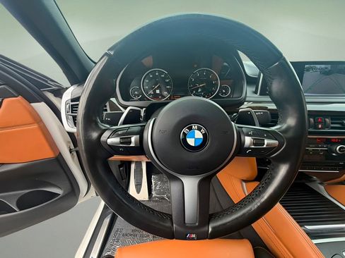 Used 2019 BMW X6 xDrive35i w/ M Sport Package AWD/4WD image 11