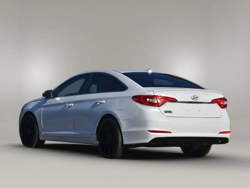 Used 2017 Hyundai Sonata SE image 11