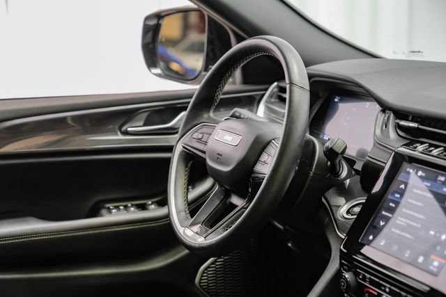 Used 2021 Jeep Grand Cherokee L Laredo RWD image 19