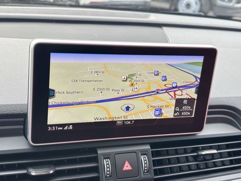 Used 2019 Audi SQ5 Prestige w/ Prestige Package image 4