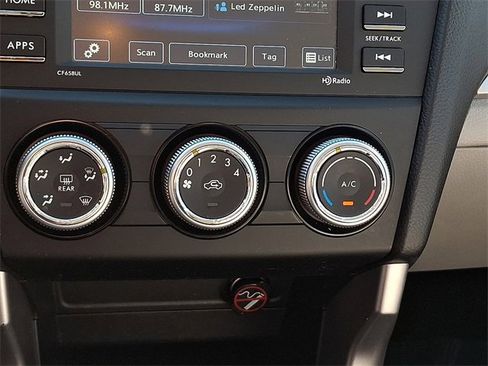 Used 2017 Subaru Forester 2.5i w/ Alloy Wheel Package image 15