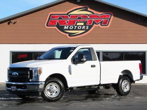 Used 2019 Ford F250 XL w/ XL Value Package image 2