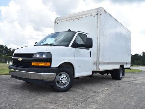 Used 2023 Chevrolet Express 3500 w/ Power Convenience Package RWD image 1