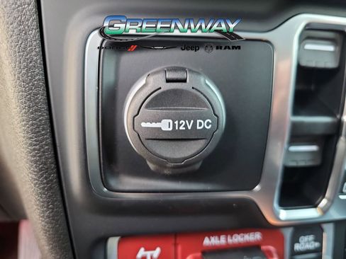 Used 2025 Jeep Wrangler Unlimited Sport AWD/4WD image 22
