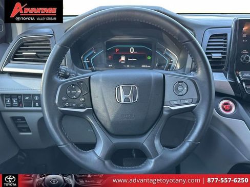 Used 2023 Honda Odyssey EX-L image 17