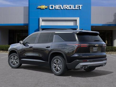 New 2026 Chevrolet Traverse LT image 3