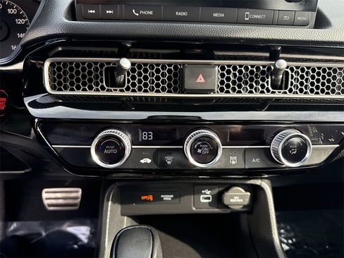 Used 2023 Honda Civic Sport image 27