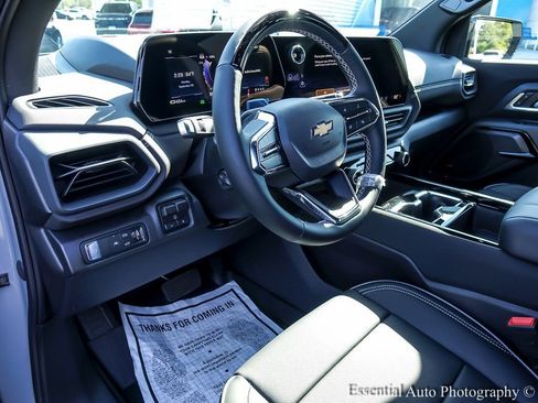 New 2026 Chevrolet Silverado EV LT image 11