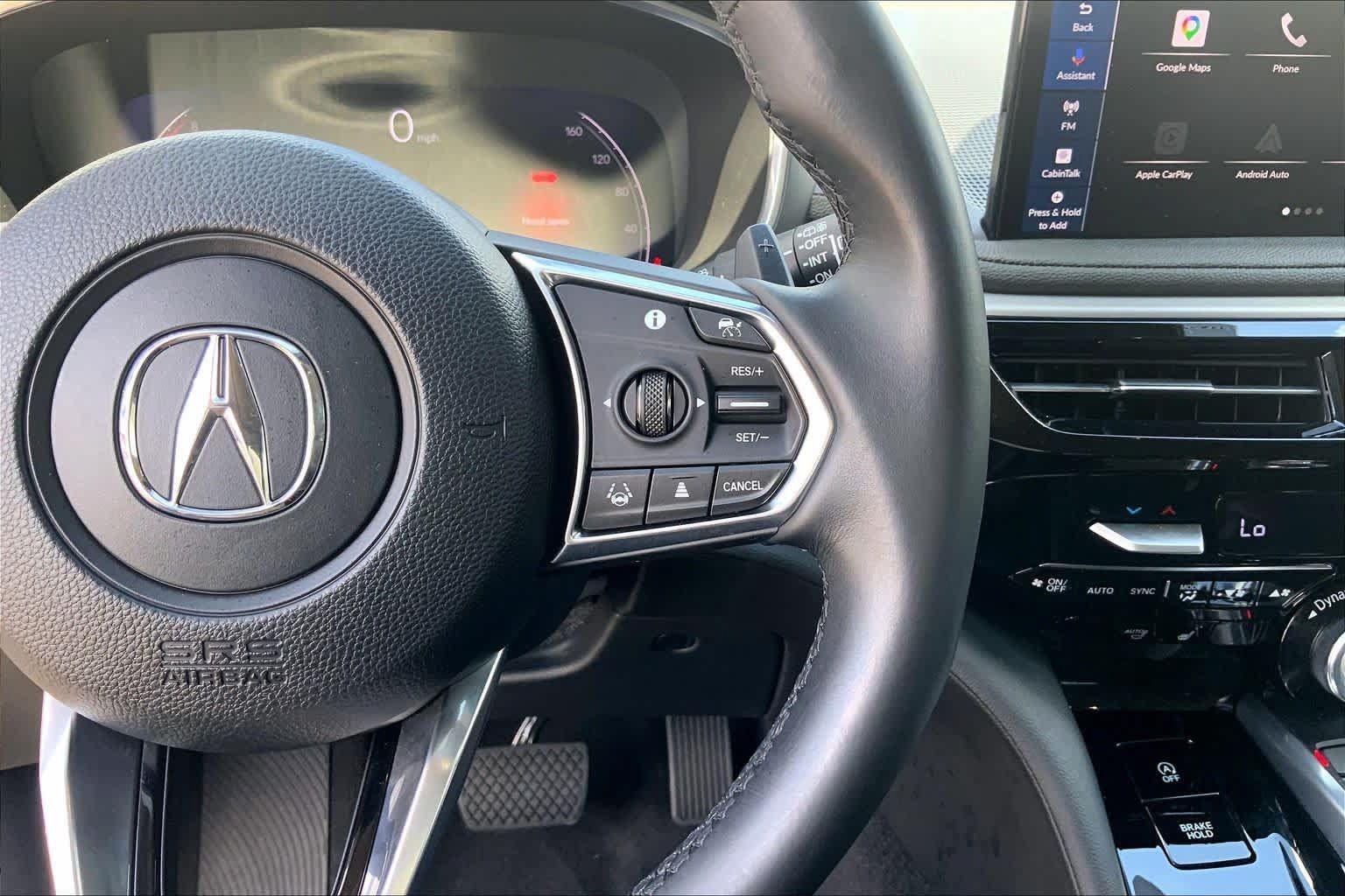 Used 2025 Acura MDX FWD image 25