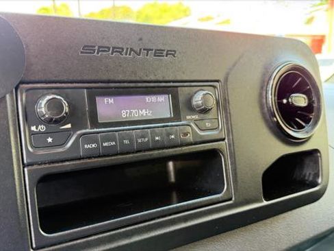 Used 2024 Mercedes-Benz Sprinter 2500 image 26