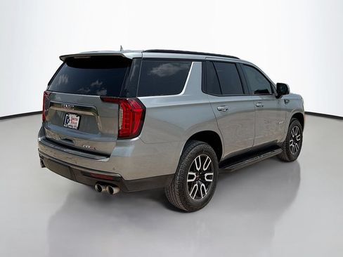 Used 2024 GMC Yukon AT4 w/ Technology Package AWD/4WD image 7