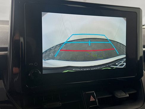 Used 2024 Toyota Corolla LE image 23