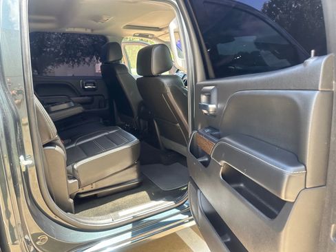 Used 2018 GMC Sierra 3500 Denali w/ Duramax Plus Package image 20