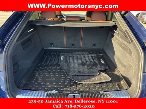 Used 2021 Audi Q8 Premium Plus w/ Premium Plus Package image 22