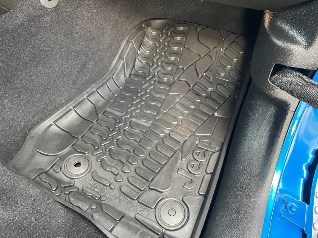 Certified 2023 Jeep Wrangler Sport AWD/4WD image 12