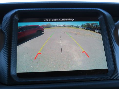 Used 2018 Jeep Wrangler Unlimited Rubicon image 32