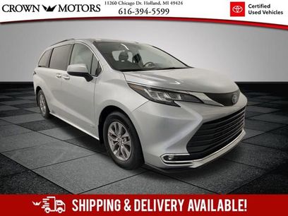 Used 2021 Toyota Sienna XLE