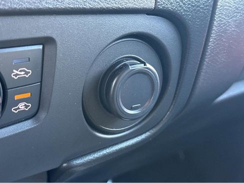 Used 2025 Nissan Frontier Pro-X w/ Pro Premium Package image 27