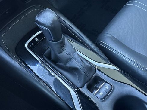 Used 2020 Toyota Corolla XSE image 26