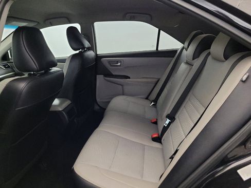 Used 2017 Toyota Camry SE w/ Protection Package (Q2) FWD image 18