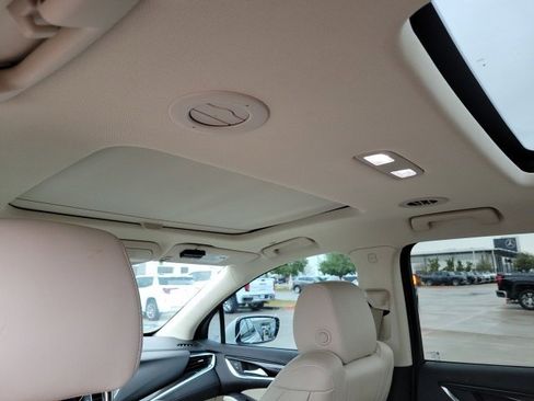 Used 2023 Buick Enclave Essence w/ Experience Buick Package image 10