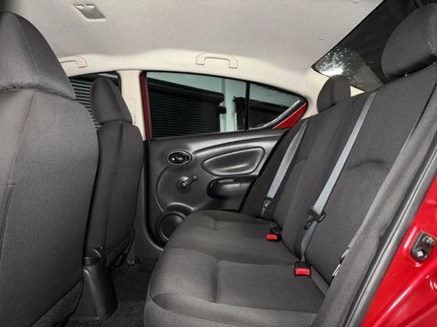 Used 2019 Nissan Versa S Plus FWD image 17