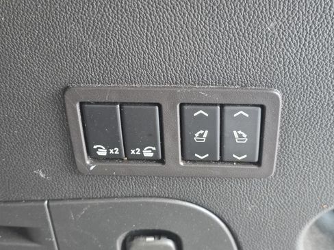 Used 2020 Chevrolet Tahoe LT AWD/4WD image 14
