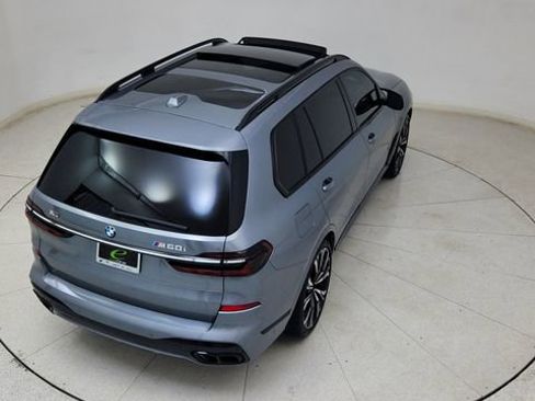 Used 2023 BMW X7 M60i w/ Executive Package image 86