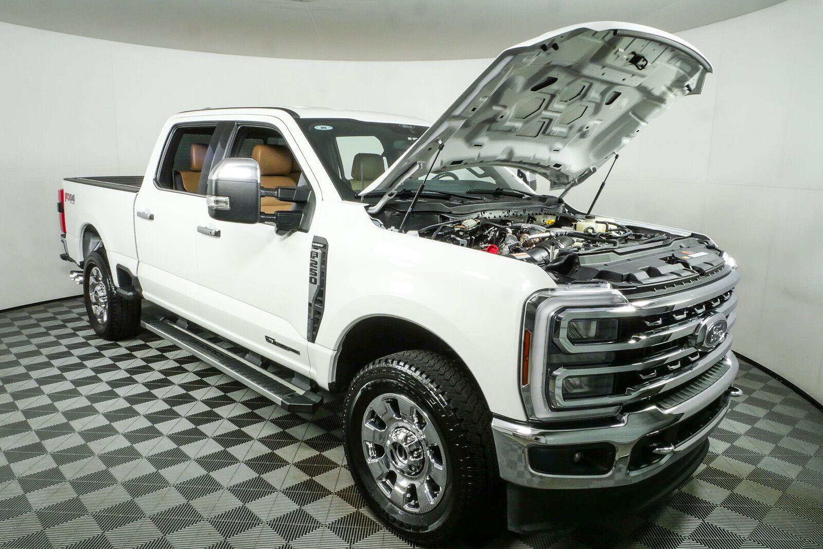 Used 2024 Ford F250 Lariat w/ Chrome Package AWD/4WD image 33