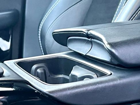 Used 2022 Aston Martin DBX Base image 37