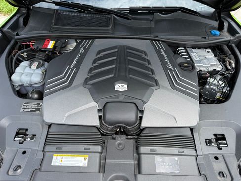Used 2023 Lamborghini Urus Performante AWD/4WD image 66