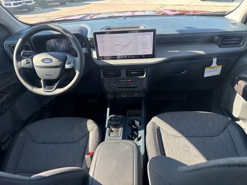 New 2025 Ford Maverick XLT w/ XLT Luxury Package image 19