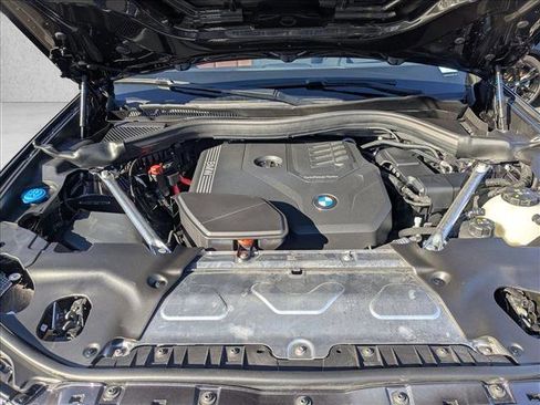 Used 2025 BMW X4 xDrive30i w/ Premium Package image 23